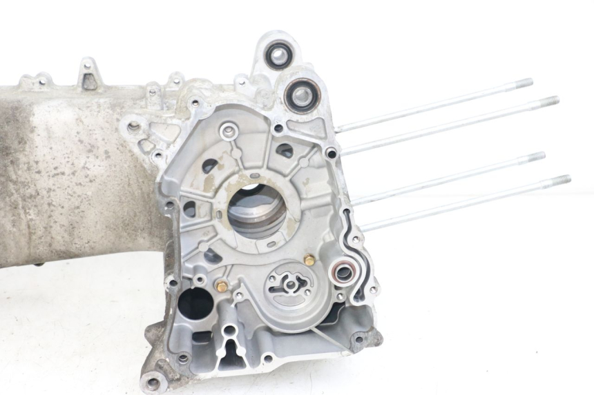 photo de CARTER BAS MOTEUR KYMCO DINK STREET 125 (2009 - 2014) - Primo piano tecnico