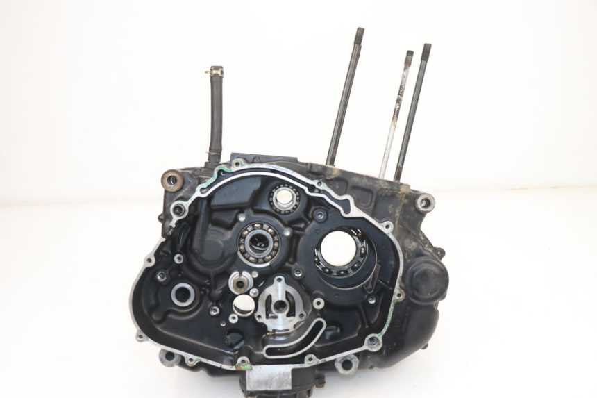 photo de CARTER MOTORE INFERIORE SUZUKI DR DJEBEL 600 (1985 - 1990) - Vista principale