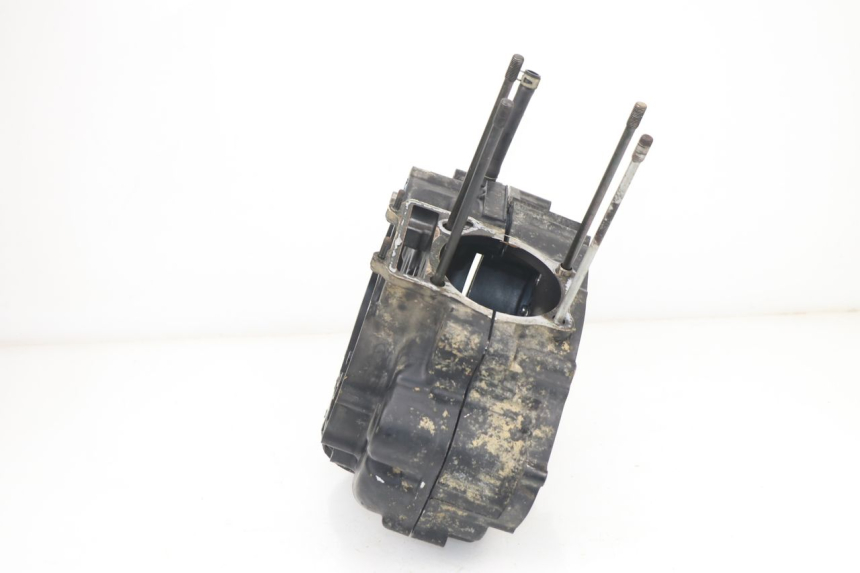 photo de CARTER MOTORE INFERIORE SUZUKI DR DJEBEL 600 (1985 - 1990) - Primo piano tecnico