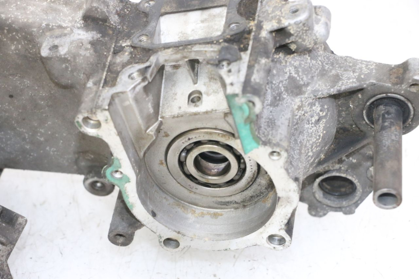 photo de CARTER BAS MOTEUR PEUGEOT ELYSTAR 50 (2002 - 2014) - Panoramica del profilo