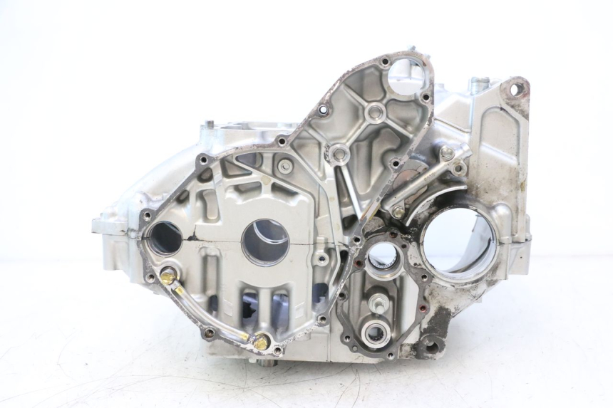 photo de CARTER MOTORE KAWASAKI ER-6 ER6 N 650 (2005 - 2009) - Ispezione visiva dettagliata