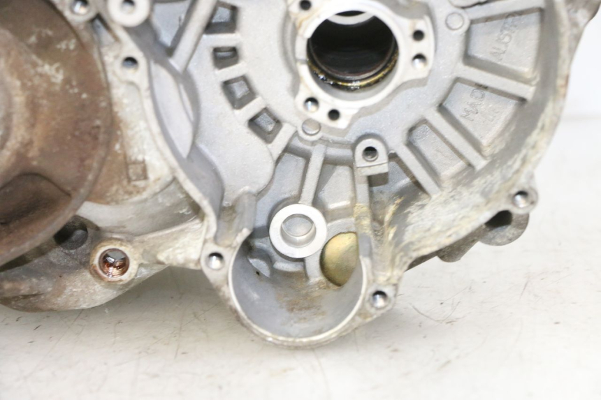 photo de CARTER MOTORE APRILIA ETX 125 (1998 - 2002) - Dettagli dei punti di fissaggio