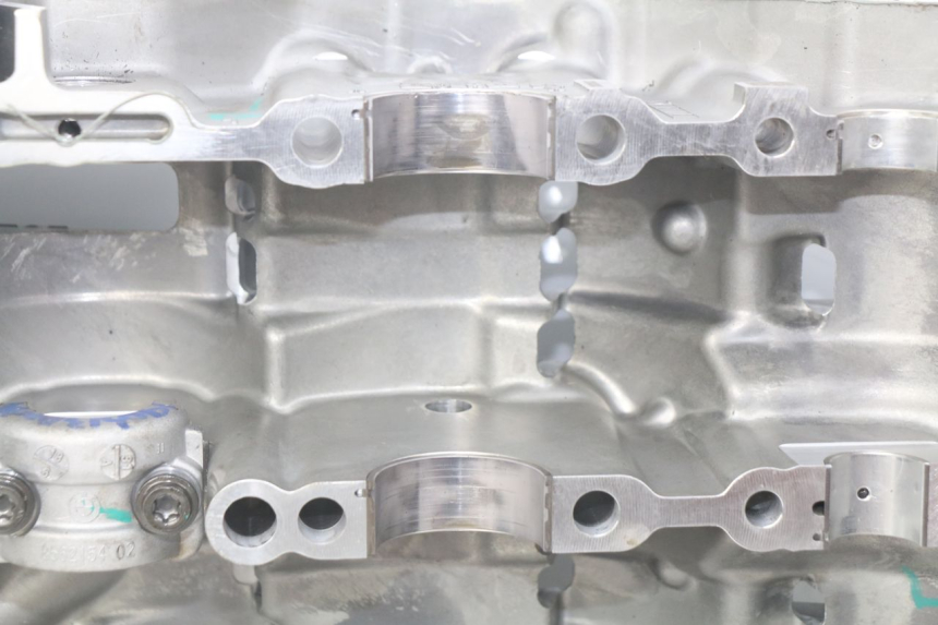 photo de CARTER MOTORE INFERIORE BMW F GS K81 850 (2018 - 2023) - Ispezione visiva dettagliata