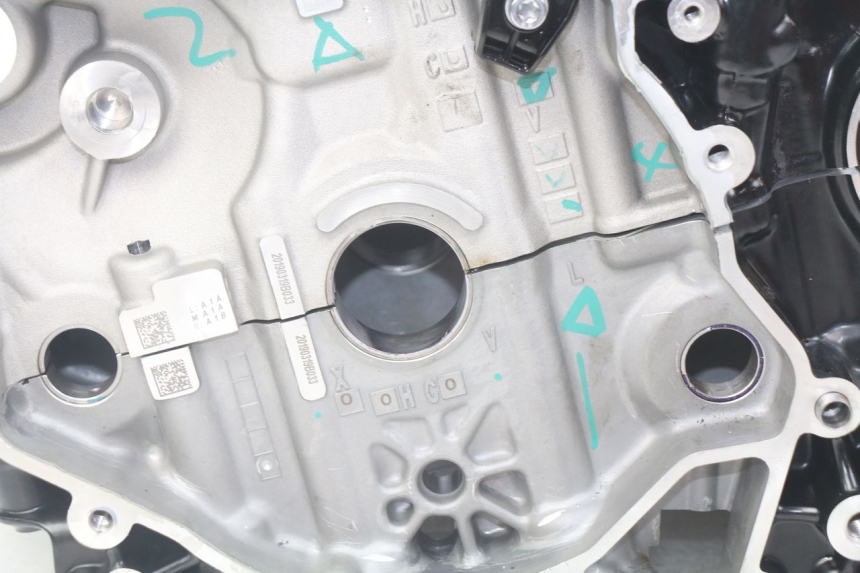 photo de CARTER MOTORE INFERIORE BMW F GS K81 850 (2018 - 2023) - Dettagli dei punti di fissaggio