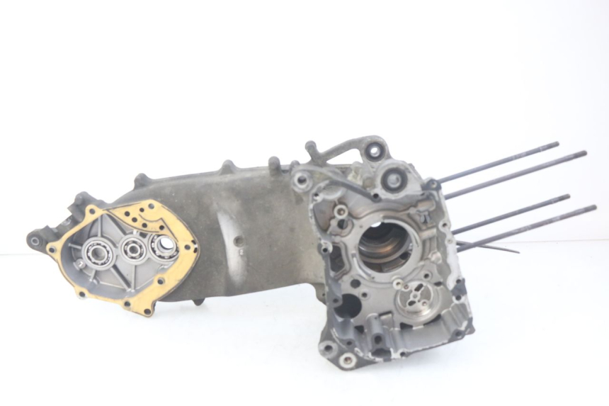 photo de CARTER BAS MOTEUR HONDA FES PANTHEON 125 (2003 - 2007) - Zoom sullo stato d'uso