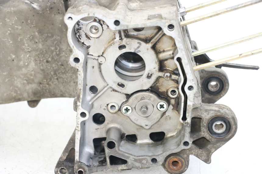 photo de CARTER MOTORE INFERIORE SYM FIDDLE 3 III 50 (2014 - 2020) - Caratteristiche distintive