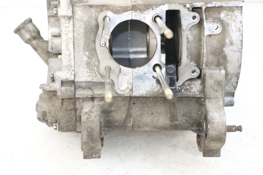 photo de CARTER MOTORE INFERIORE SYM FIDDLE 3 III 50 (2014 - 2020) - Altra angolazione