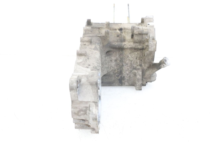 photo de CARTER MOTORE INFERIORE SYM FIDDLE 3 III 50 (2014 - 2020) - Stato della superficie e materiale