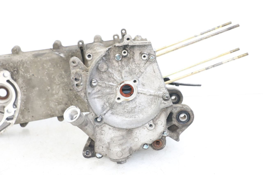 photo de CARTER MOTORE INFERIORE SYM FIDDLE 3 III 50 (2014 - 2020) - Ricambio usato controllato