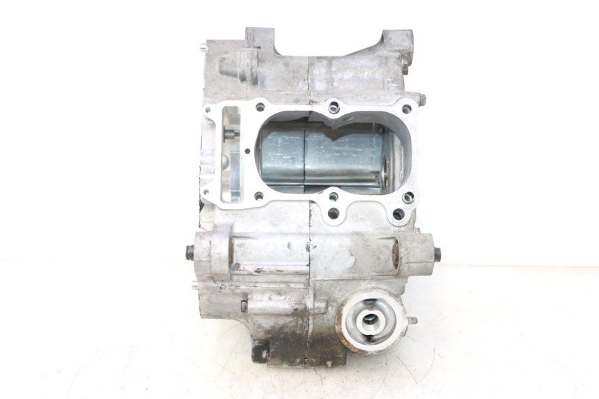 photo de CARTER MOTORE HONDA FJS SILVER WING SILVERWING 400 (2005 - 2008) - Caratteristiche distintive