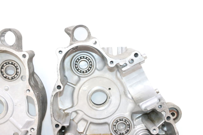photo de CARTER MOTORE HONDA FJS SILVER WING SILVERWING 400 (2005 - 2008) - Angolazione alternativa