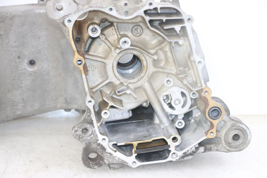 photo de CARTER MOTORE HONDA FORZA ABS 300 (2013 - 2017) - Dettagli dei punti di fissaggio