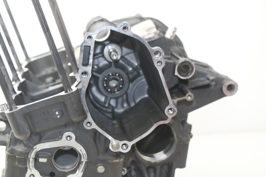 photo de CARTER MOTORE INFERIORE YAMAHA FZ8 800 (2010 - 2016) - Vista d'insieme del prodotto