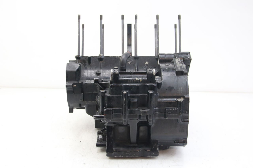 photo de CARTER MOTORE INFERIORE YAMAHA FZS FAZER 600 (2001 - 2003) - Altra vista dell'articolo