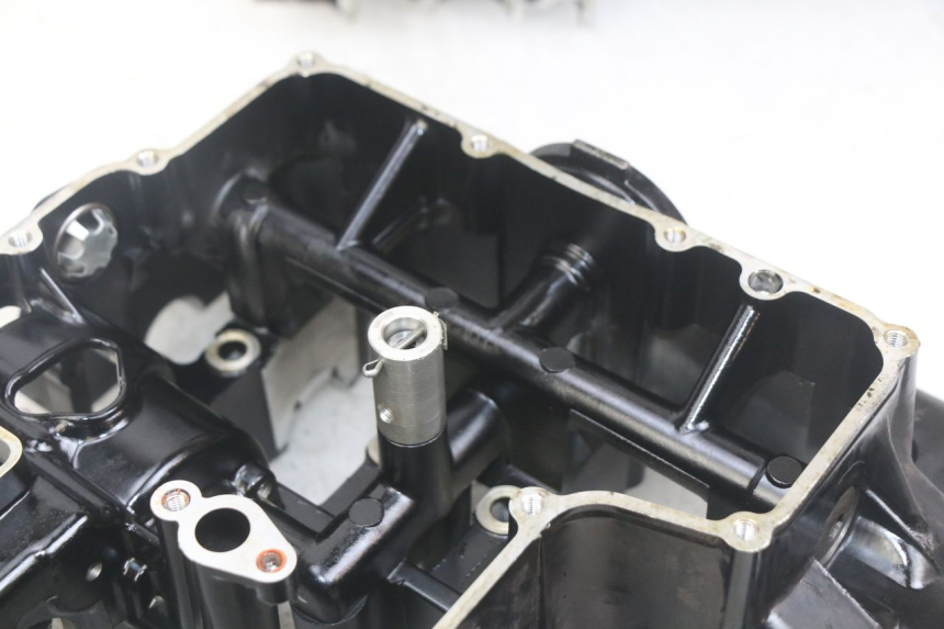 photo de CARTER BAS MOTEUR YAMAHA FZS FAZER 600 (1998 - 2001) - Zoom sui componenti