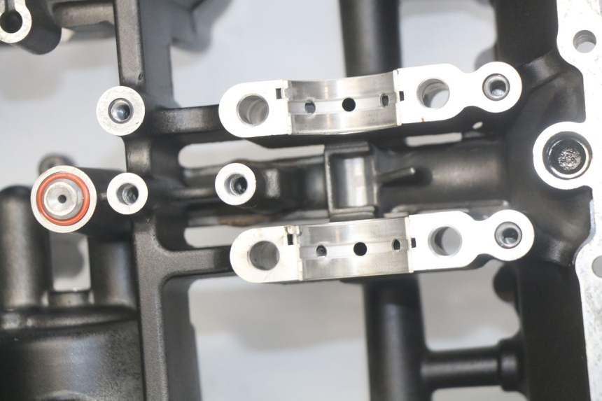 photo de CARTER BAS MOTEUR YAMAHA FZS FAZER 600 (1998 - 2001) - Focus sulla struttura