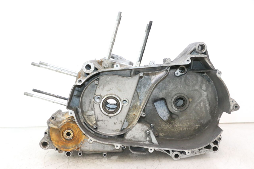 photo de CARTER MOTORE INFERIORE GILERA GP 800 (2007 - 2013) - Primo piano tecnico