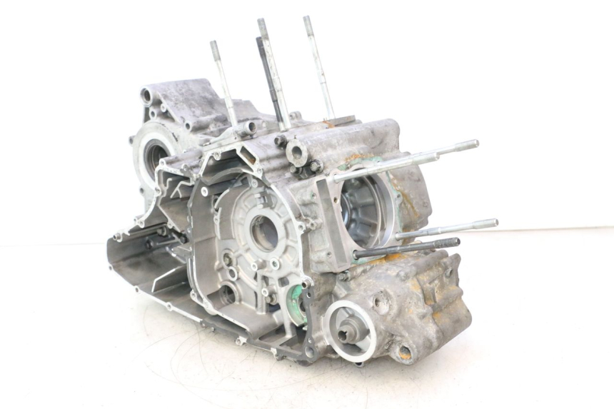 photo de CARTER MOTORE INFERIORE GILERA GP 800 (2007 - 2013) - Ricambio usato controllato