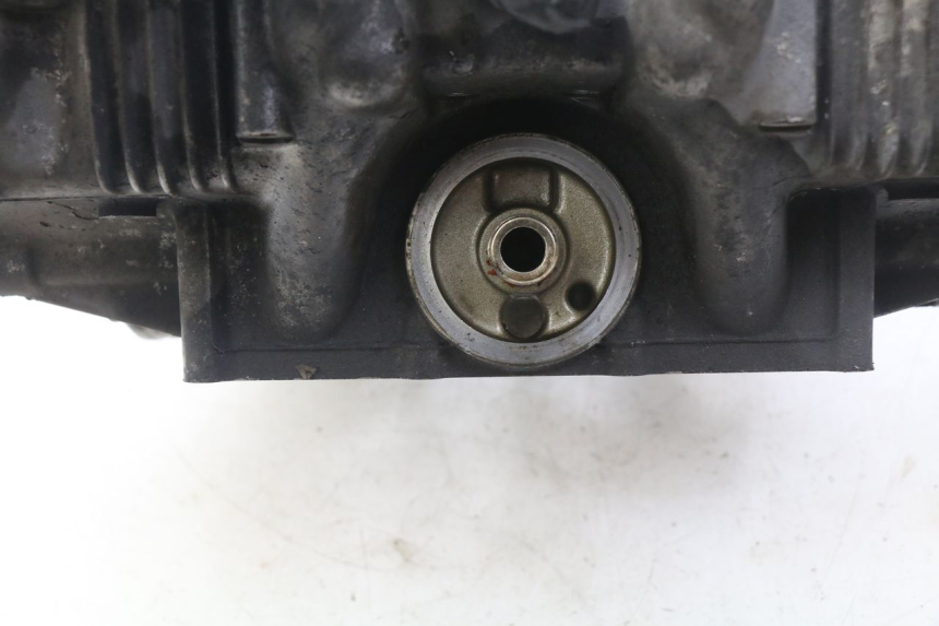 photo de CARTER BAS MOTORE SUZUKI GSF S BANDIT 600 (2000 - 2004) - Stato della superficie e materiale