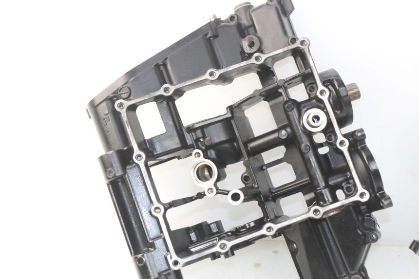 photo de CARTER MOTORE INFERIORE SUZUKI GSR 600 (2005 - 2012) - Foto prodotto supplementare