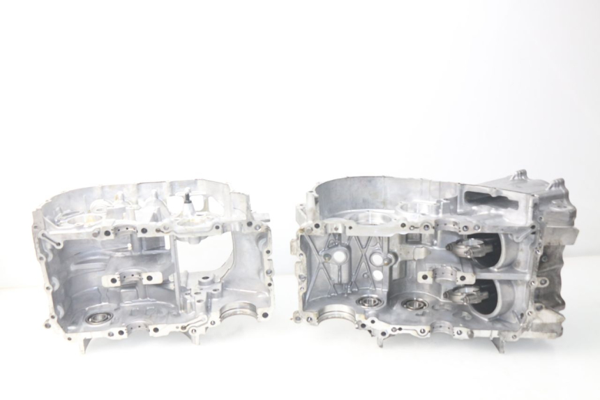 photo de CARTER MOTORE INFERIORE HONDA INTEGRA NC D 750 (2016 - 2018) - Panoramica del profilo