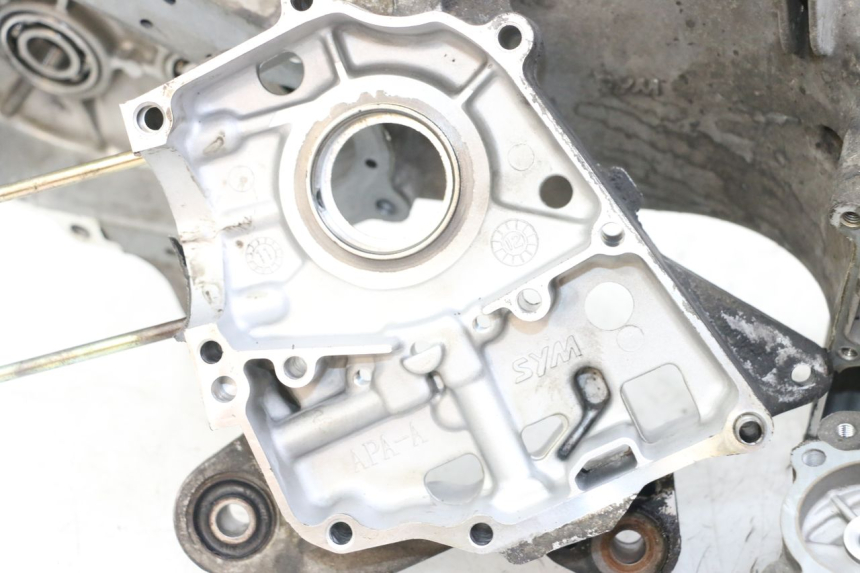 photo de CARTER BAS MOTEUR SYM JET 14 4T 50 (2018 - 2022) - Panoramica del profilo