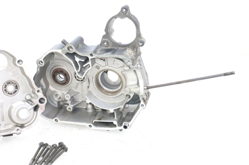 photo de CARTER MOTORE KYMCO K-PW K-PIPE 50 (2012 - 2017) - Zoom sui componenti