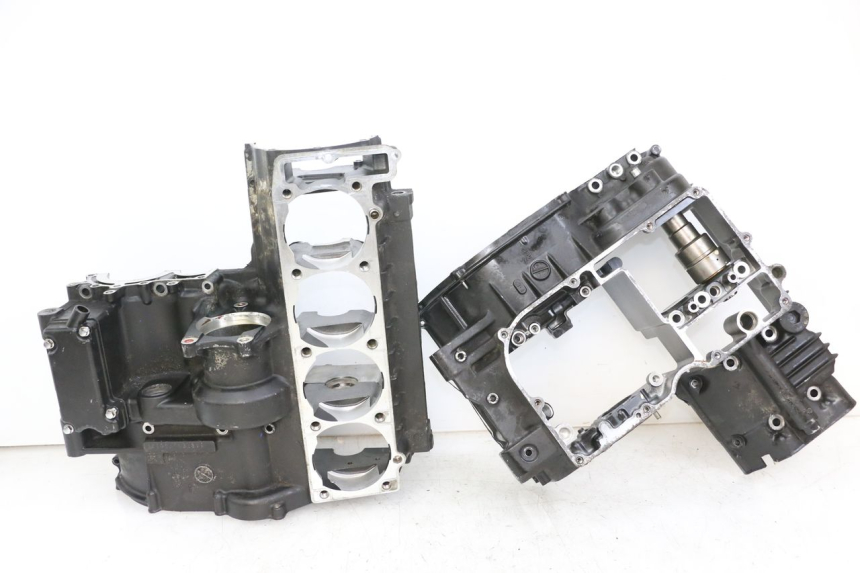 photo de CARTER MOTORE KAWASAKI GTR 1000 (1994 - 2004) - Altra vista dell'articolo