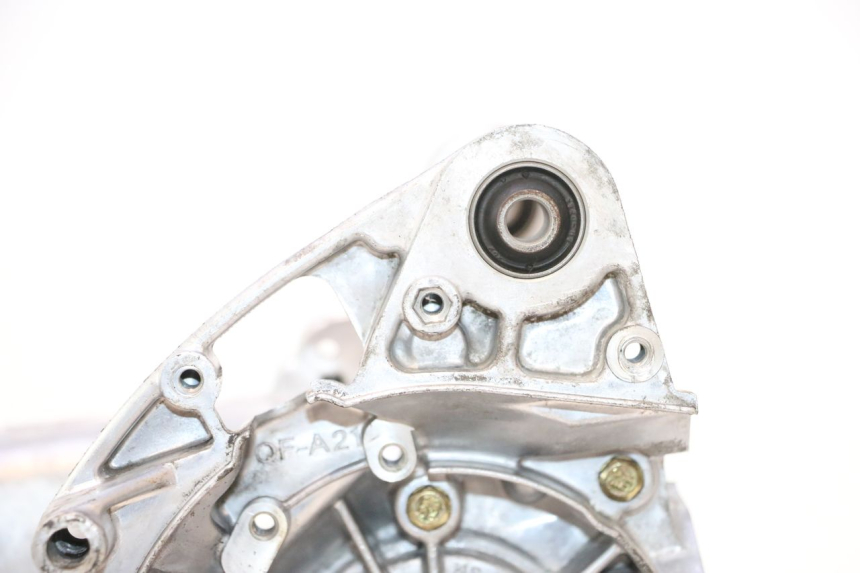 photo de CARTER MOTORE PEUGEOT KISBEE 2T 50 (2018 - 2022) - Altra vista dell'articolo