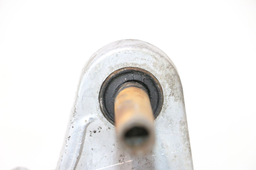photo de CARTER BAS MOTORE PEUGEOT KISBEE 2T 50 (2010 - 2017) - Angolazione alternativa