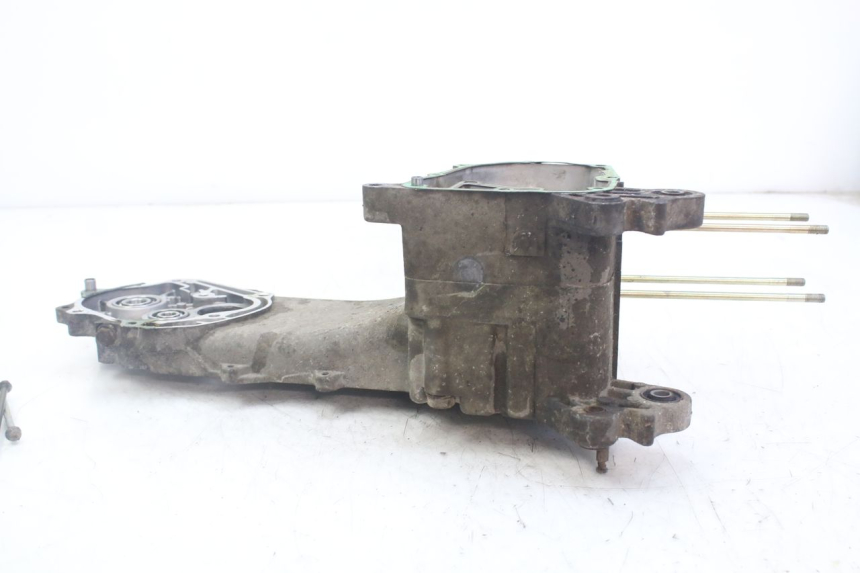 photo de CARTER BAS MOTEUR PEUGEOT KISBEE 4T 50 (2010 - 2017) - Primo piano tecnico