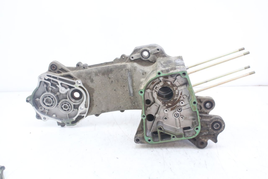 photo de CARTER BAS MOTEUR PEUGEOT KISBEE 4T 50 (2010 - 2017) - Vista d'insieme del prodotto