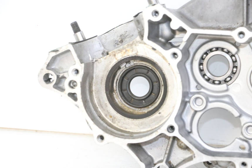 photo de CARTER BAS MOTEUR KAWASAKI KX 85 (2014 - 2021) - Angolazione alternativa