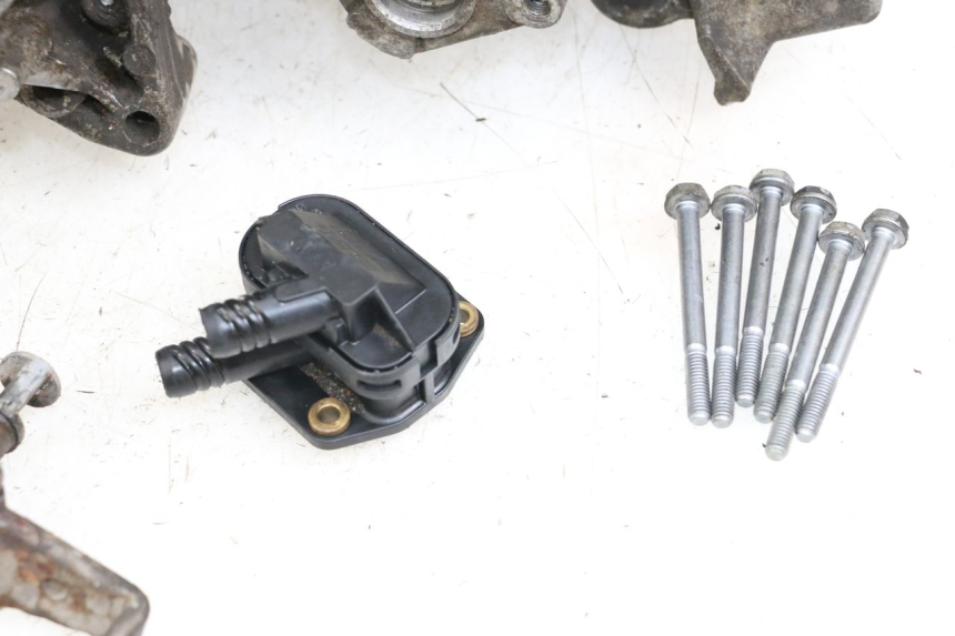 photo de CARTER BAS MOTORE PEUGEOT LUDIX 50 (2008 - 2017) - Zoom sui componenti