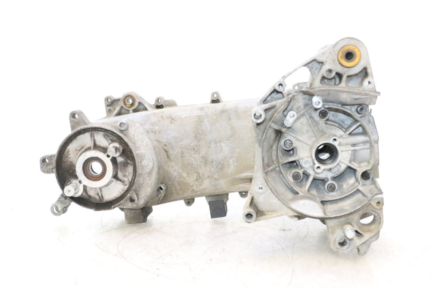 photo de CARTER BAS MOTEUR PEUGEOT LUDIX 50 (2005 - 2007) - Angolazione alternativa