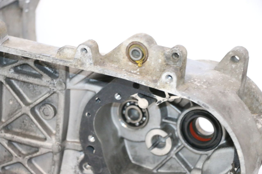 photo de CARTER BAS MOTEUR PEUGEOT LUDIX 50 (2005 - 2007) - Marcature e riferimenti originali