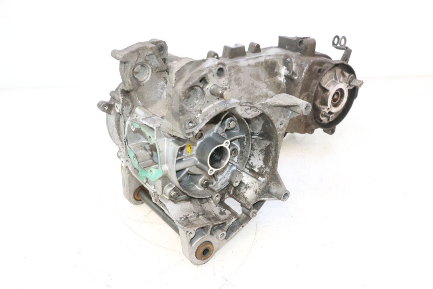 photo de CARTER MOTORE PEUGEOT LUDIX ONE 14P 50 (2004 - 2013) - Altra angolazione