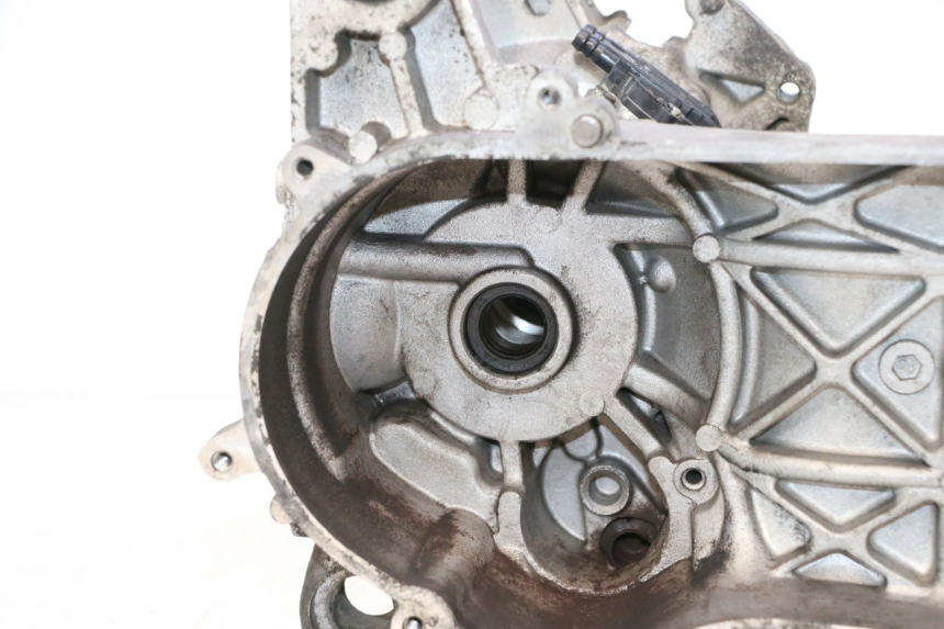 photo de CARTER MOTORE PEUGEOT LUDIX ONE 14P 50 (2004 - 2013) - Dettagli dei punti di fissaggio