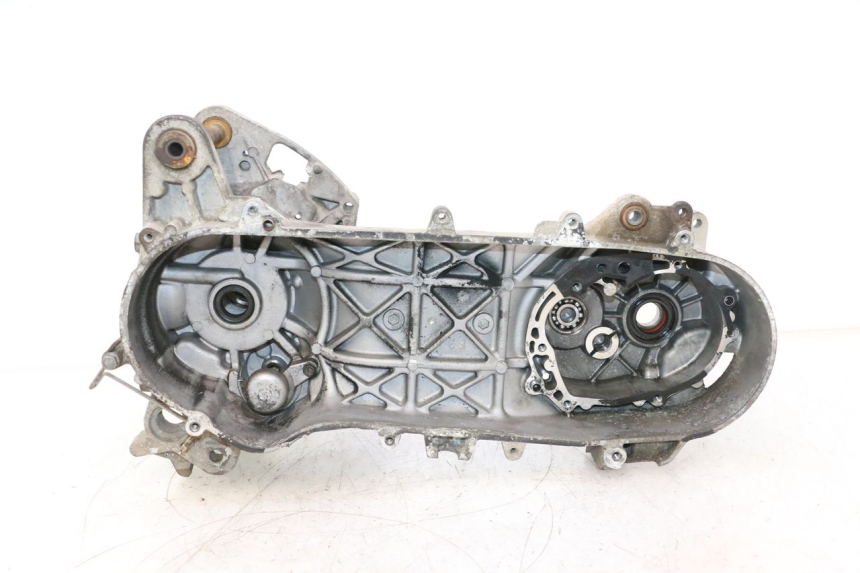 photo de CARTER MOTORE PEUGEOT LUDIX ONE 50 (2004 - 2013) - Caratteristiche distintive