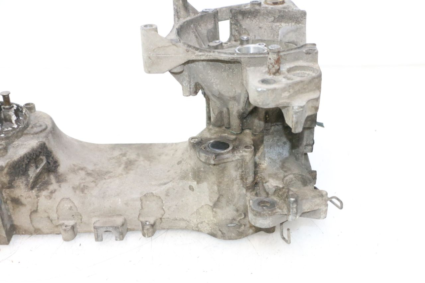 photo de CARTER MOTORE PEUGEOT LUDIX ONE 50 (2004 - 2013) - Dettagli dei punti di fissaggio