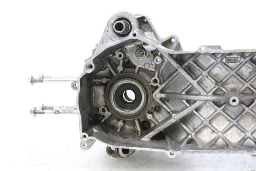 photo de CARTER MOTORE MBK MACH G AC 50 (2002 - 2014) - Caratteristiche distintive