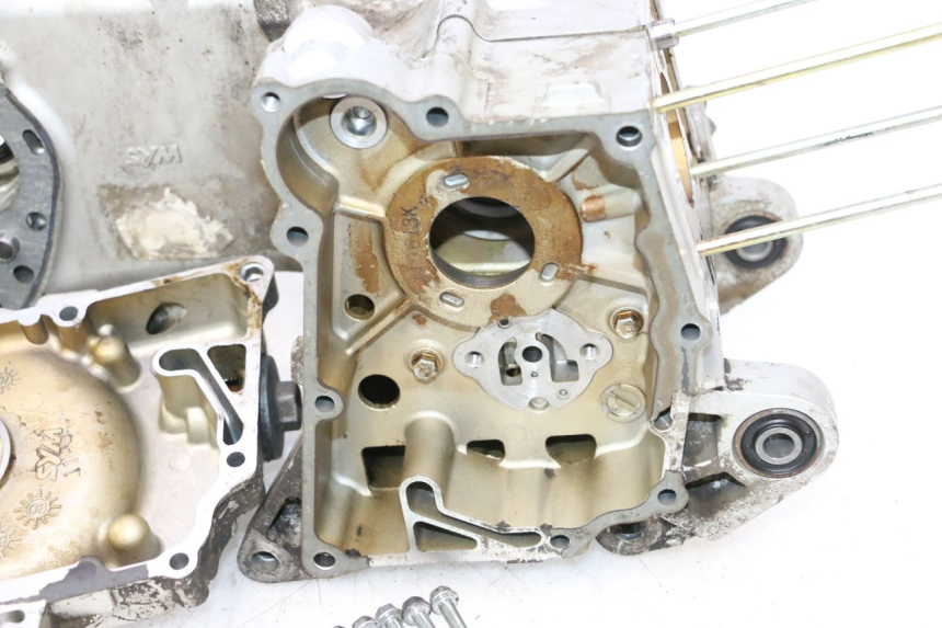 photo de CARTER MOTORE SYM MIO 50 (2005 - 2010) - Foto prodotto supplementare