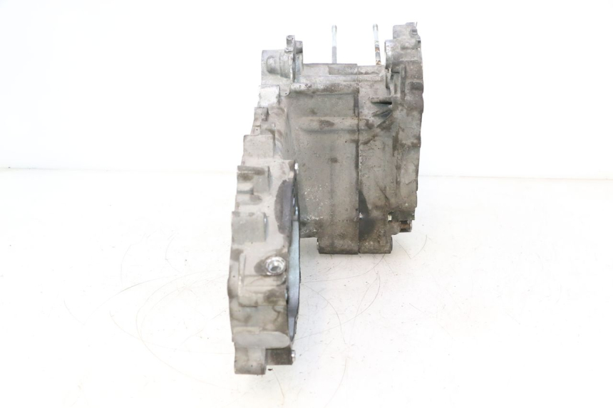 photo de CARTER MOTORE PIAGGIO MP3 LT 300 (2010 - 2016) - Caratteristiche distintive