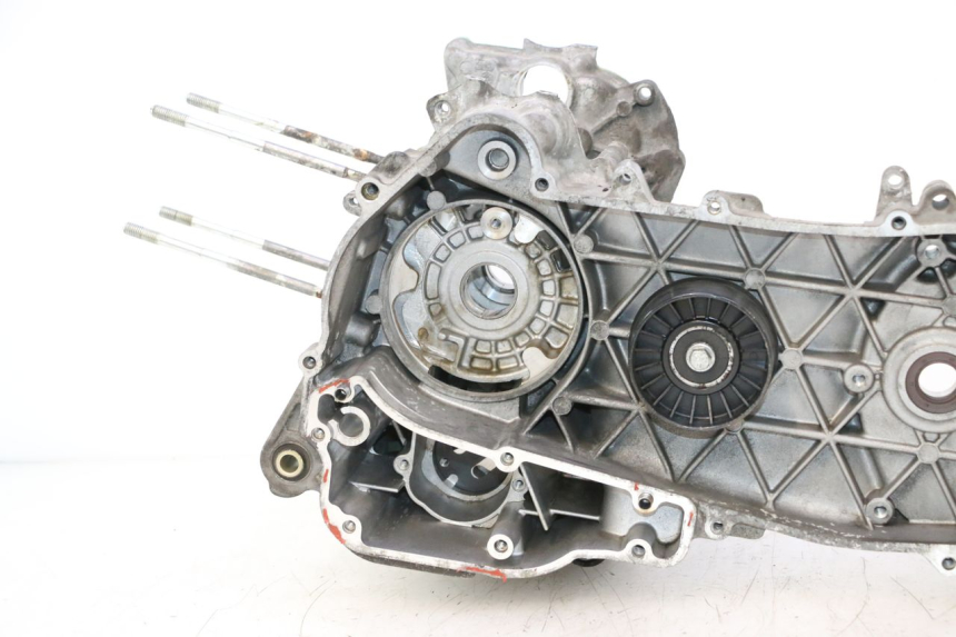 photo de CARTER MOTORE PIAGGIO MP3 LT 300 (2010 - 2016) - Primo piano ad alta risoluzione