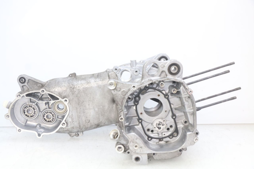 photo de CARTER MOTORE INFERIORE YAMAHA N-MAX NMAX 125 (2017 - 2020) - Ispezione visiva dettagliata