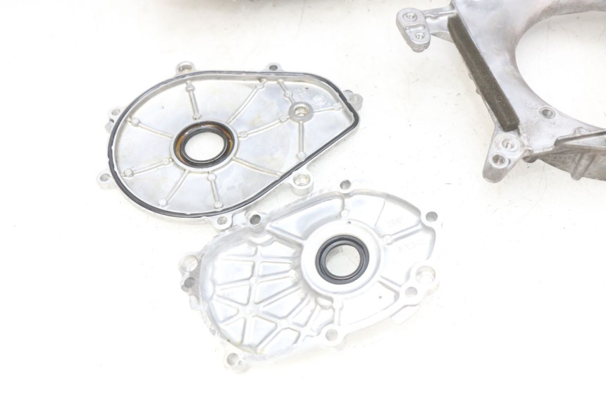 photo de CARTER MOTORE INFERIORE YAMAHA N-MAX NMAX 125 (2017 - 2020) - Ricambio usato controllato