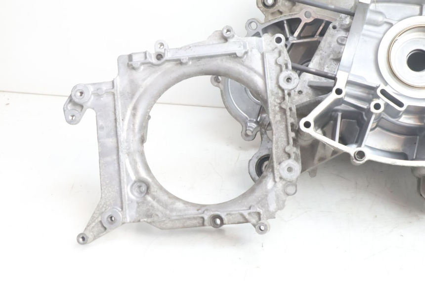 photo de CARTER MOTORE YAMAHA N-MAX NMAX 125 (2021 - 2024) - Caratteristiche distintive
