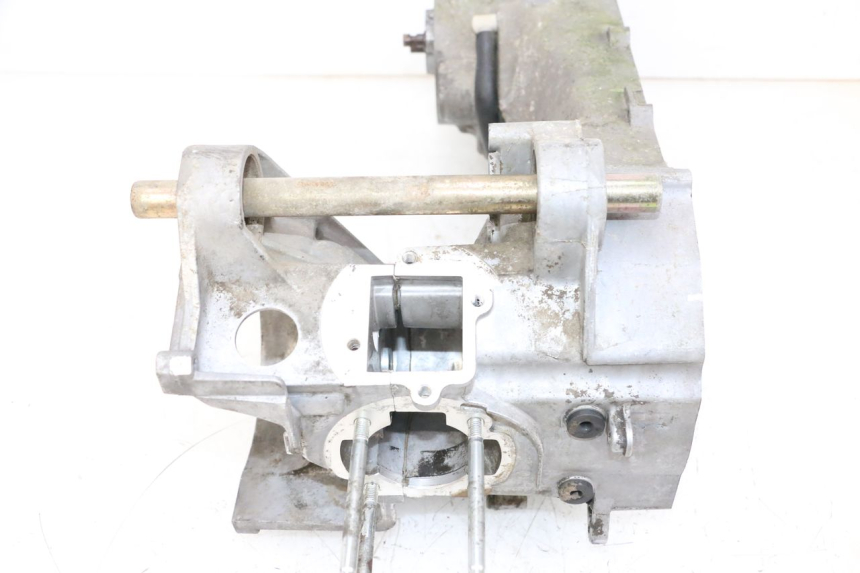 photo de CARTER MOTORE YAMAHA NEO'S NEOS 2T 50 (1998 - 2007) - Ricambio usato controllato