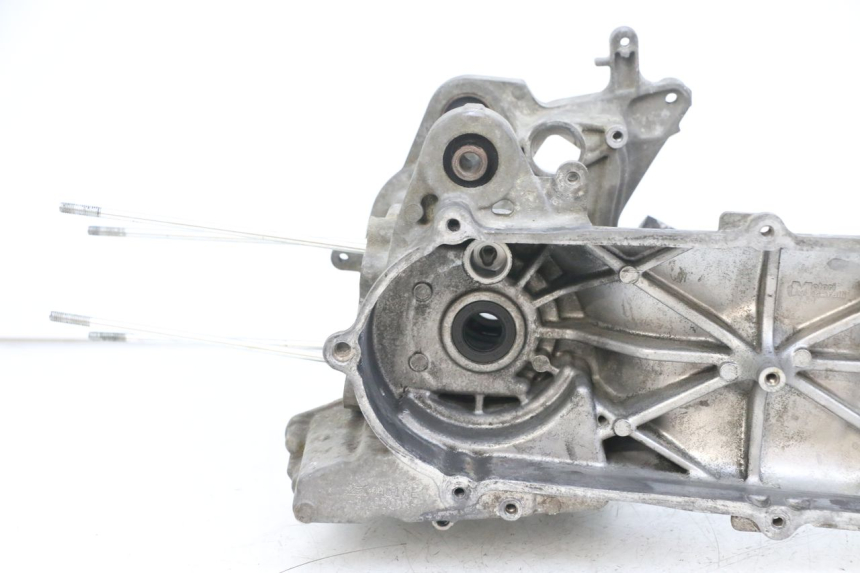 photo de CARTER MOTORE YAMAHA NEOS NEO'S 4T 50 (2008 - 2016) - Foto prodotto supplementare