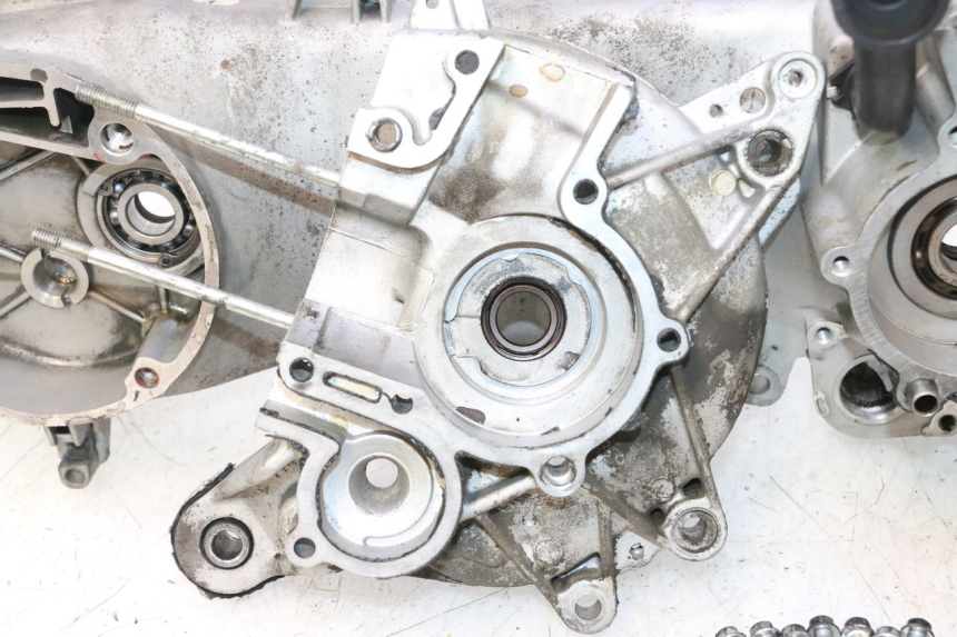 photo de CARTER BAS MOTEUR PIAGGIO NEW TYPHOON 50 (2018 - 2021) - Panoramica del profilo